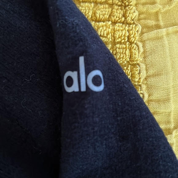 ALO Yoga Glimpse Long Sleeve - Picture 3 of 3
